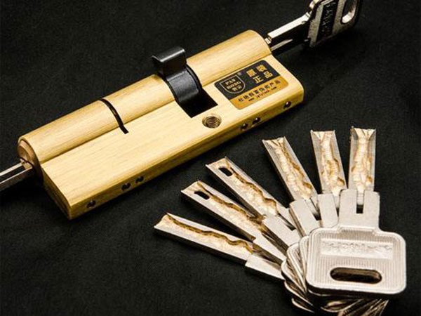 泸水24小时上门开锁公司