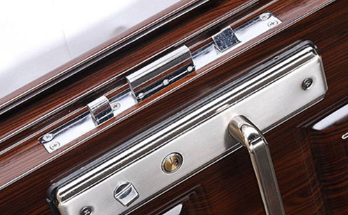 泸水24小时上门开锁公司